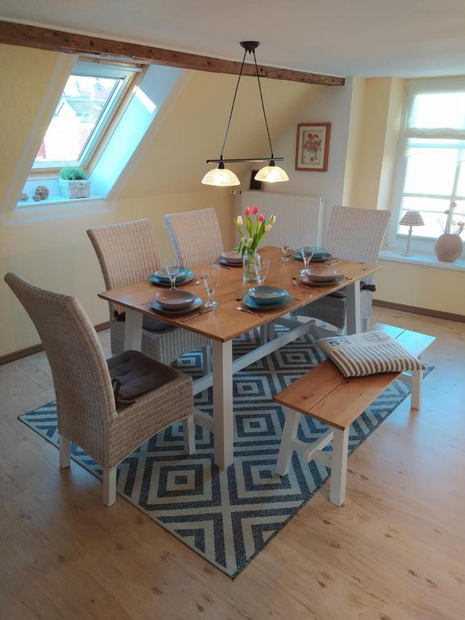 Ferienwohnung In Der Altstadt Von Хайлигенхафен Экстерьер фото