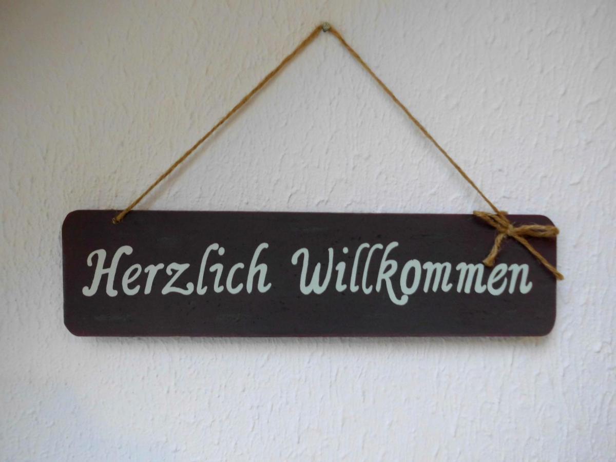 Ferienwohnung In Der Altstadt Von Хайлигенхафен Экстерьер фото
